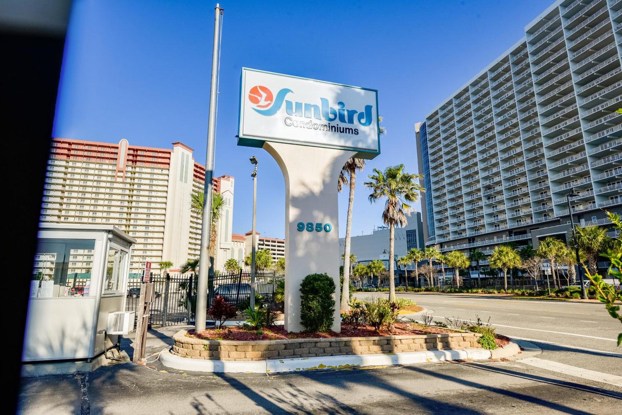 Sunbird 102e By Book That *