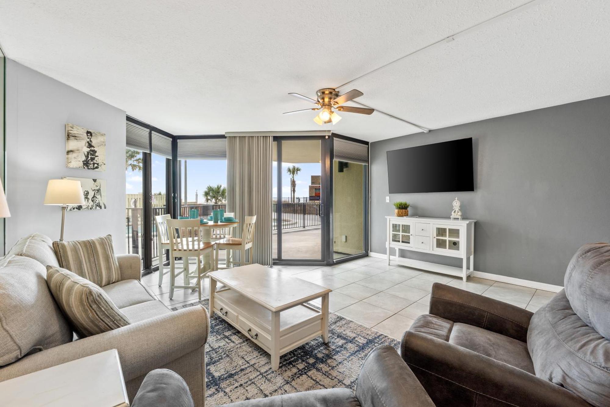 Sunbird 102e By Book That Holiday home