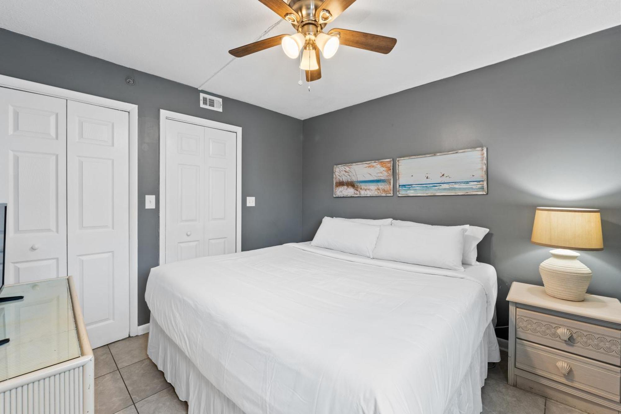 Sunbird 102e By Book That Holiday home